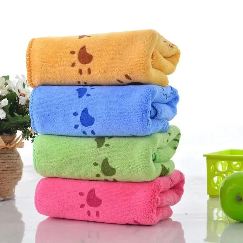 Soft Pet Towel Wrap: The Ultimate After-Bath Comfort!